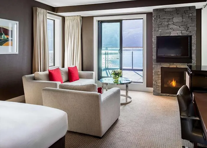Hilton Queenstown Resort & Spa